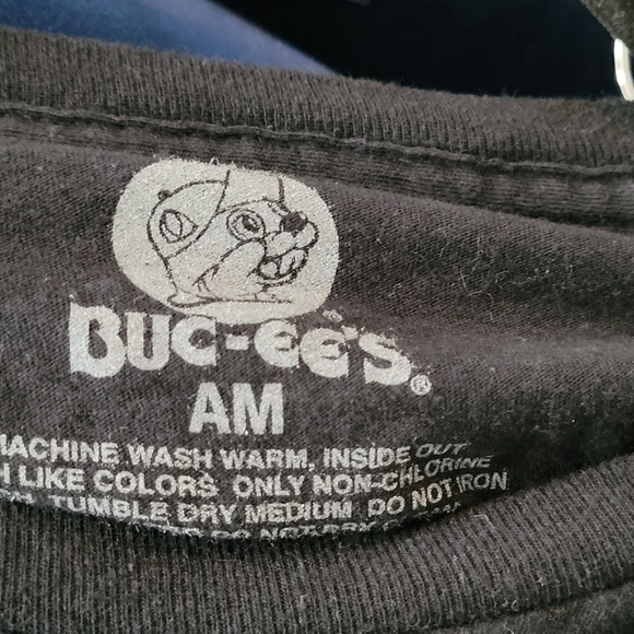 Buc-ee's Adult Medium Tshirt - Picture 3 of 3
